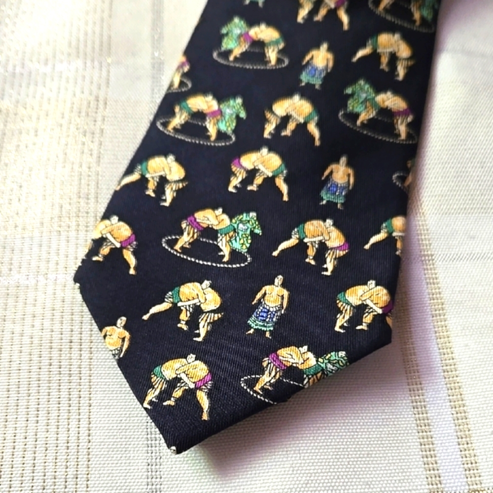 Navy Blue Sumo Wrestler Patterned Tie - Picture 4 of 7